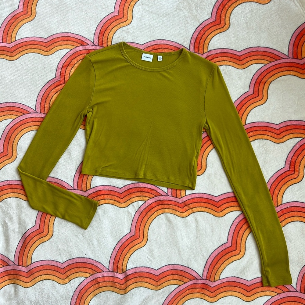 Sunday Best Aritzia Long Sleeve Crop Tee Size S Green/Yellow